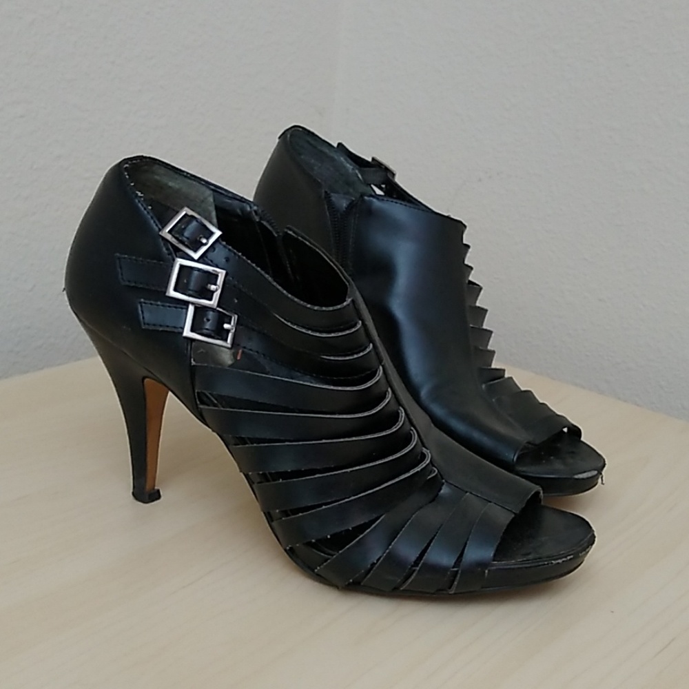 Super fun, sexy Nine West heels